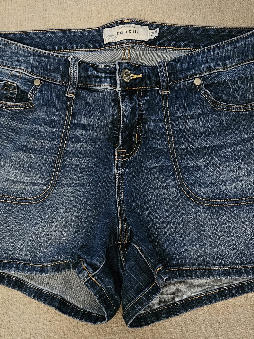 Torrid Women's Denim Jean Shorts Blue Waist 16